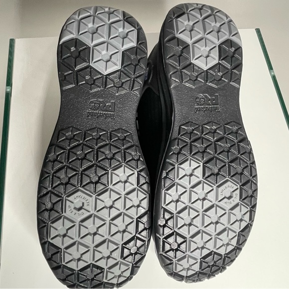 NEVER WORN MEN Timberland Oil Slip Resistant Toe Protection Industrial Work Shoe - Picture 7 of 9